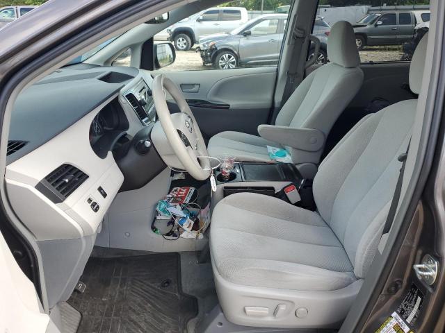 Photo 7 from auction – 2014 TOYOTA SIENNA LE with VIN 5TDKK3DC2ES481902