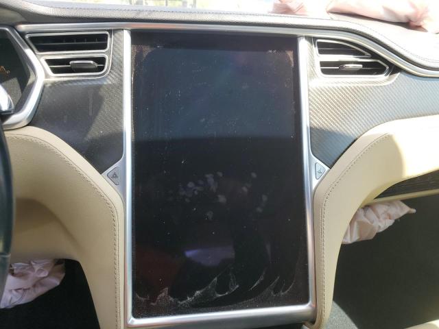 Photo 9 from auction – 2014 TESLA MODEL S with VIN 5YJSA1H15EFP34408