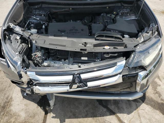 Photo 12 from auction – 2018 MITSUBISHI OUTLANDER with VIN JA4AD3A35JZ010775