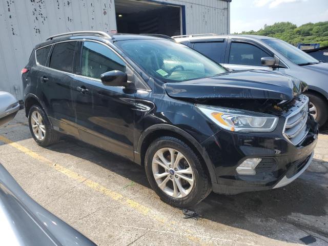 Photo 4 from auction – 2017 FORD ESCAPE SE with VIN 1FMCU0GD9HUB98975
