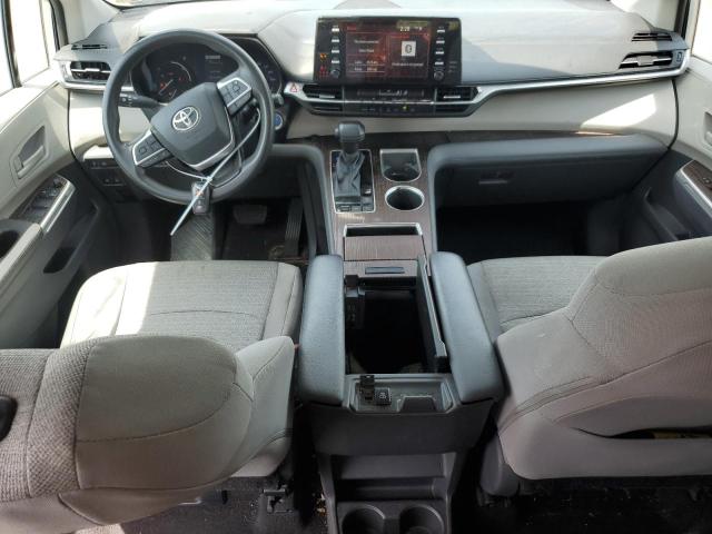 Photo 8 from auction – 2021 TOYOTA SIENNA LE with VIN 5TDKRKEC5MS017523