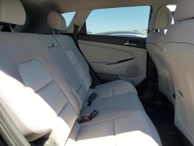 Photo 11 from auction – 2017 HYUNDAI TUCSON LIM with VIN KM8J3CA21HU302524
