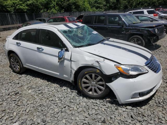 Photo 4 from auction – 2014 CHRYSLER 200 LIMITE with VIN 1C3CCBCG4EN156789