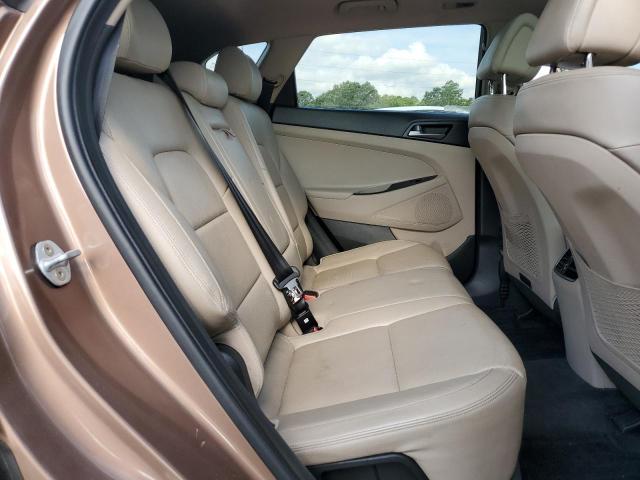 Photo 11 from auction – 2016 HYUNDAI TUCSON LIM with VIN KM8J33A23GU074752