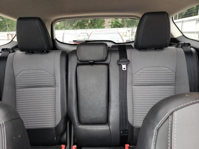 Photo 10 from auction – 2018 FORD ESCAPE SE with VIN 1FMCU9GD8JUC53359