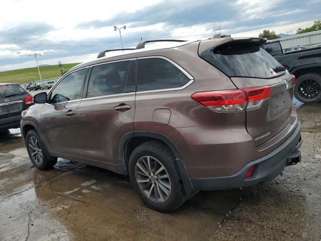 صورة رقم 2 من المزاد - 2018 TOYOTA HIGHLANDER مع VIN 5TDJZRFH7JS880477