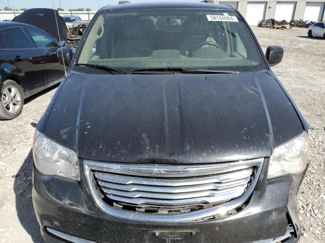 Photo 5 from auction – 2016 CHRYSLER TOWN & COU with VIN 2C4RC1BG6GR230611