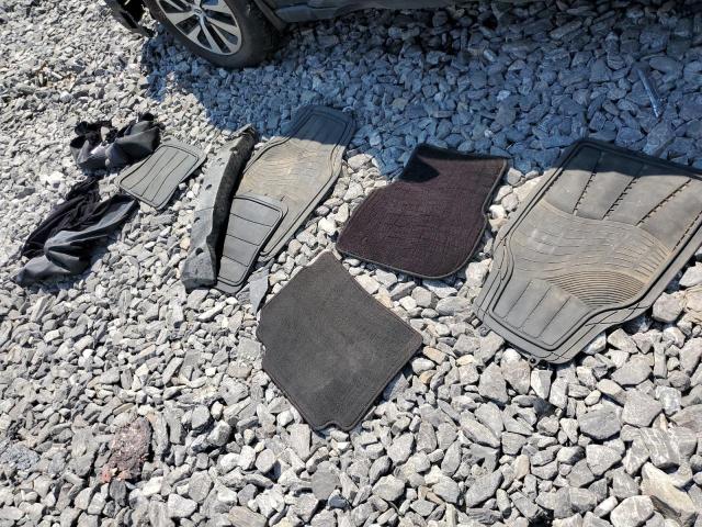 Photo 12 from auction – 2019 TOYOTA COROLLA L with VIN 2T1BURHE7KC138130