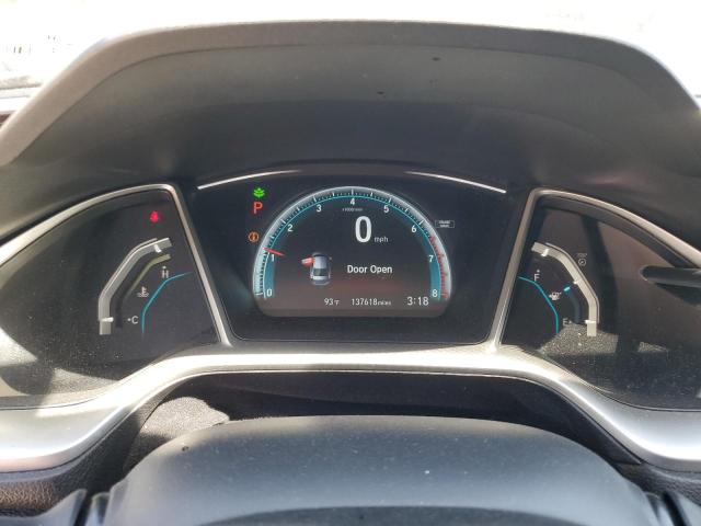 Photo 9 from auction – 2018 HONDA CIVIC EX with VIN 19XFC1F34JE201157