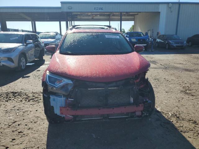 Photo 5 from auction – 2017 TOYOTA RAV4 XLE with VIN JTMWFREV9HJ121553