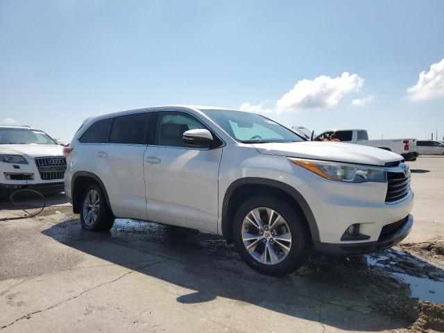 Photo 4 from auction – 2015 TOYOTA HIGHLANDER with VIN 5TDZKRFH2FS107012