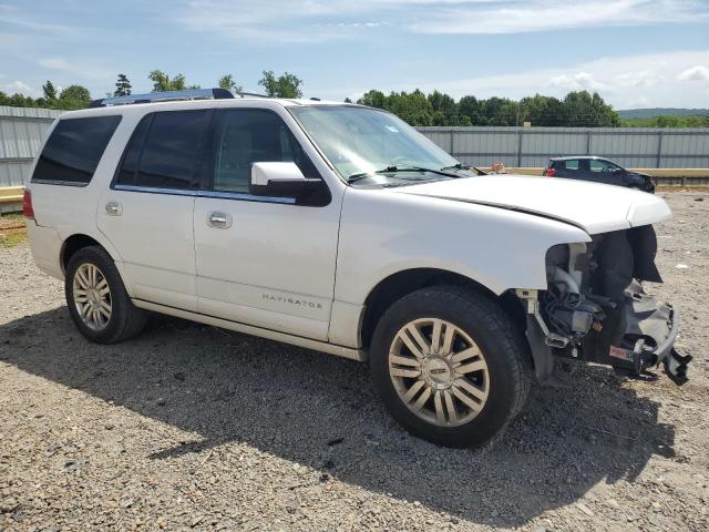 Photo 4 from auction – 2011 LINCOLN NAVIGATOR with VIN 5LMJJ2J5XBEJ00399