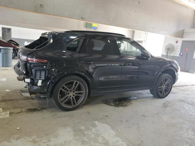Photo 3 from auction – 2020 PORSCHE CAYENNE with VIN WP1AA2AY3LDA08395