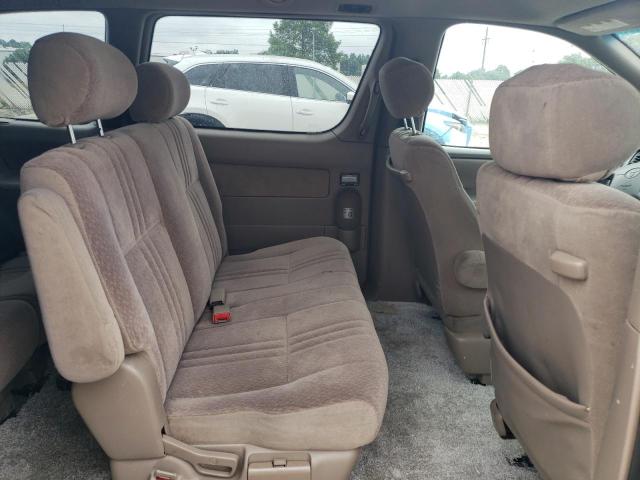 Photo 11 from auction – 2001 TOYOTA SIENNA CE with VIN 4T3ZF19C21U337517