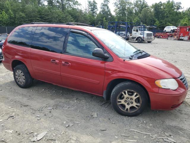 Photo 4 from auction – 2005 CHRYSLER TOWN & COU with VIN 2C4GP44RX5R110819