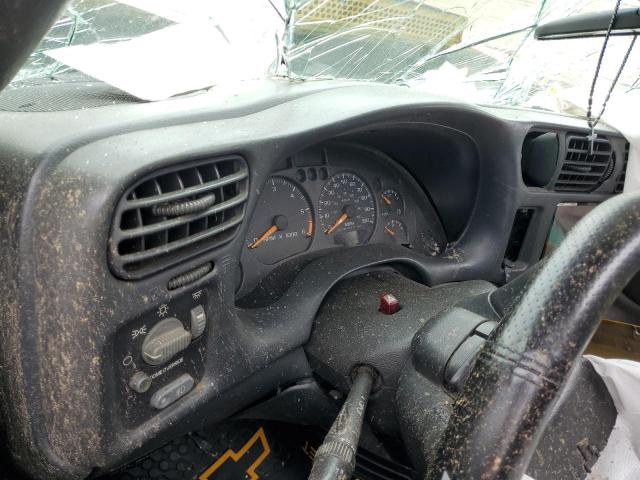 Photo 9 from auction – 2003 CHEVROLET BLAZER with VIN 1GNCS18X43K116185