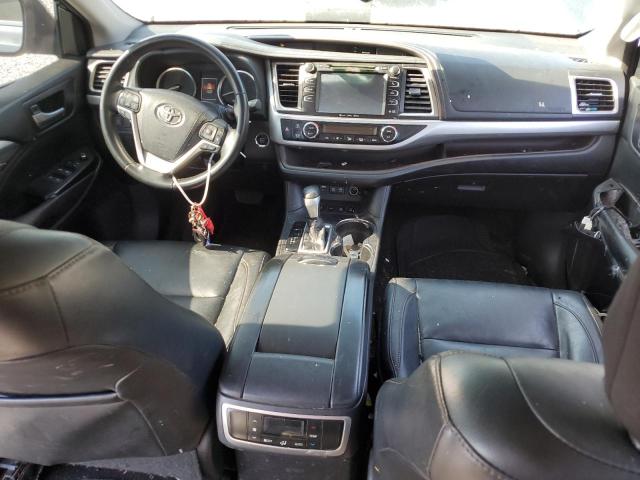 Photo 8 from auction – 2018 TOYOTA HIGHLANDER with VIN 5TDJZRFH7JS819825
