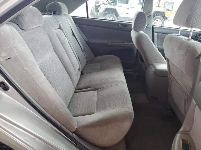 Photo 10 from auction – 2004 TOYOTA CAMRY LE with VIN 4T1BE30K64U282507