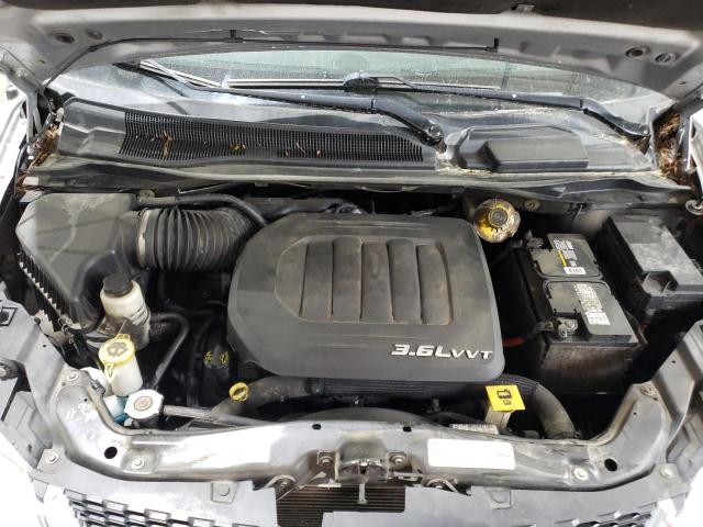 Photo 12 from auction – 2017 DODGE GRAND CARA with VIN 2C4RDGCG1HR828024