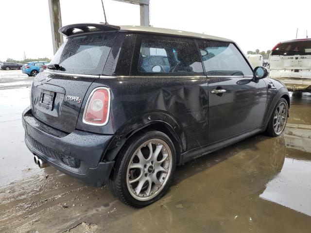 Photo 3 from auction – 2009 MINI COOPER S with VIN WMWMF735X9TW80871