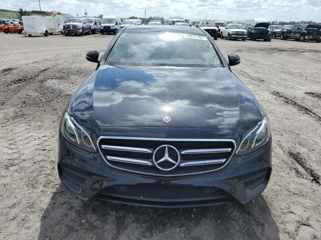 Photo 5 from auction – 2018 MERCEDES-BENZ E 300 with VIN WDDZF4JB6JA338629