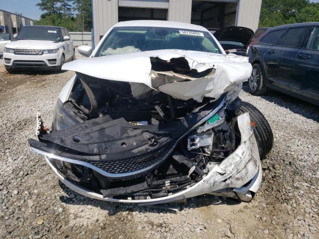 Photo 5 from auction – 2015 CHRYSLER 200 LIMITE with VIN 1C3CCCAB5FN710257