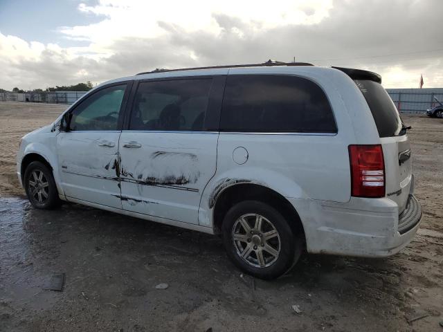 Photo 2 from auction – 2008 CHRYSLER TOWN & COU with VIN 2A8HR54P08R731440