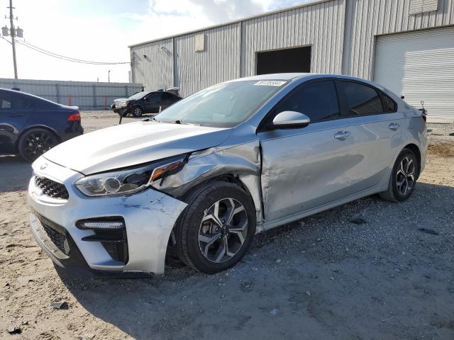 KIA FORTE FE 2020 with VIN 3KPF24AD8LE225470 - Photo from auction