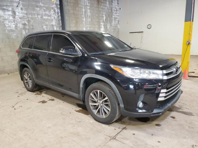 Photo 4 from auction – 2019 TOYOTA HIGHLANDER with VIN 5TDJZRFH8KS721176