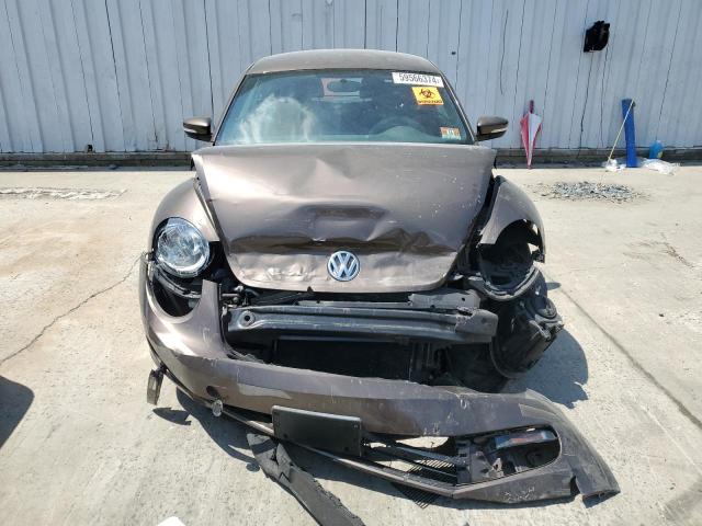 Photo 5 from auction – 2012 VOLKSWAGEN BEETLE with VIN 3VWJP7AT6CM606385