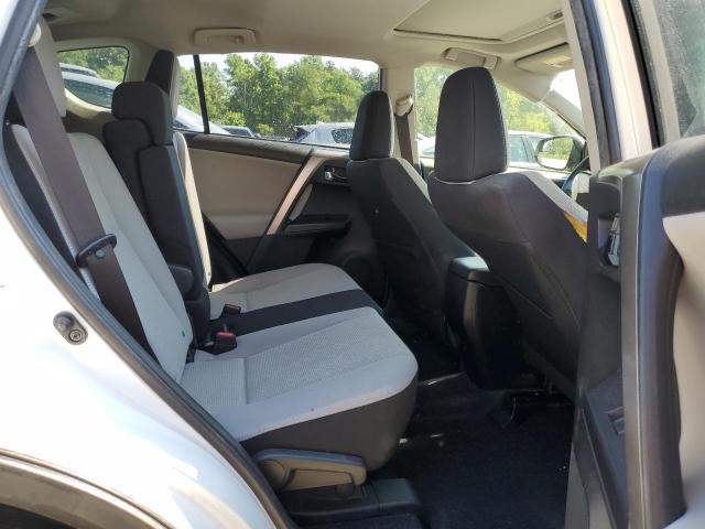 Photo 11 from auction – 2017 TOYOTA RAV4 XLE with VIN JTMRFREV8HD216858