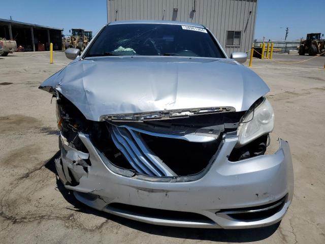 Photo 5 from auction – 2012 CHRYSLER 200 TOURIN with VIN 1C3CCBBG7CN330174