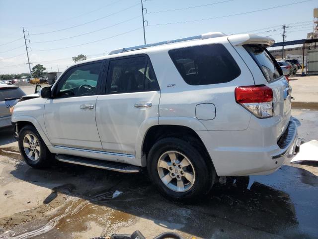 Photo 2 from auction – 2011 TOYOTA 4RUNNER SR with VIN JTEZU5JR2B5031709