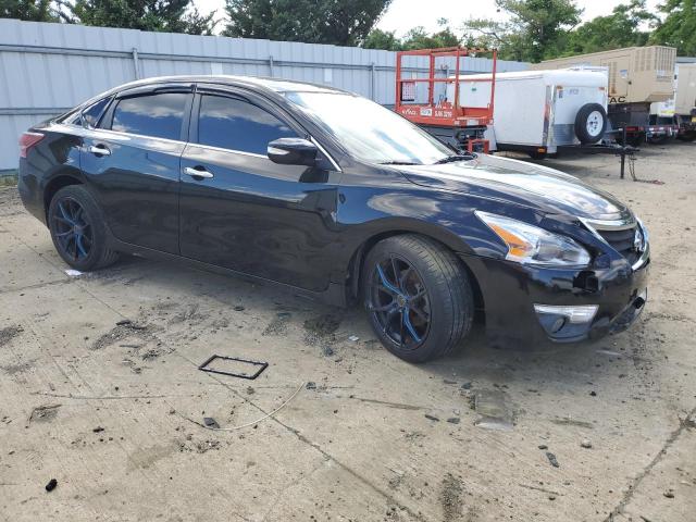 Photo 4 from auction – 2013 NISSAN ALTIMA 2.5 with VIN 1N4AL3AP8DC116355