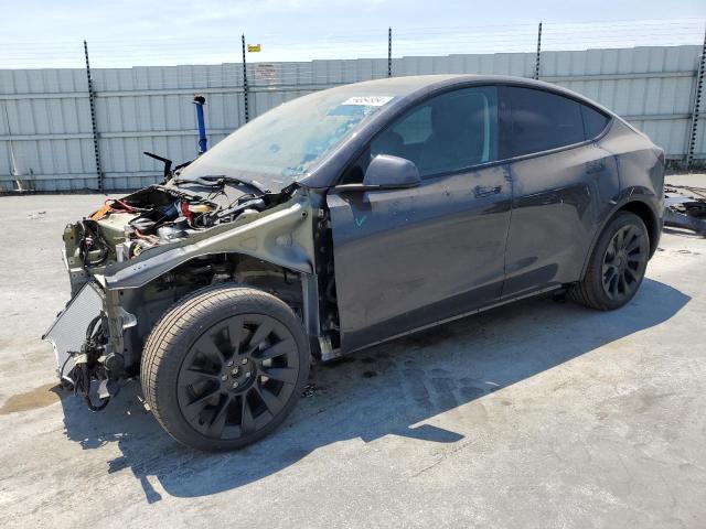 TESLA MODEL Y 2024 with VIN 7SAYGAEE7RF995256 - Photo from auction