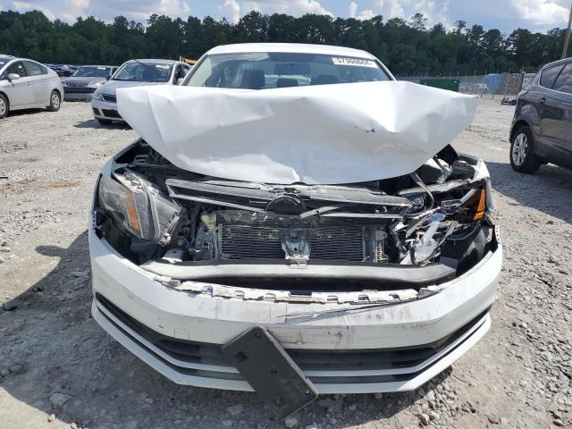 Photo 5 from auction – 2017 VOLKSWAGEN JETTA S with VIN 3VW2B7AJ8HM306579