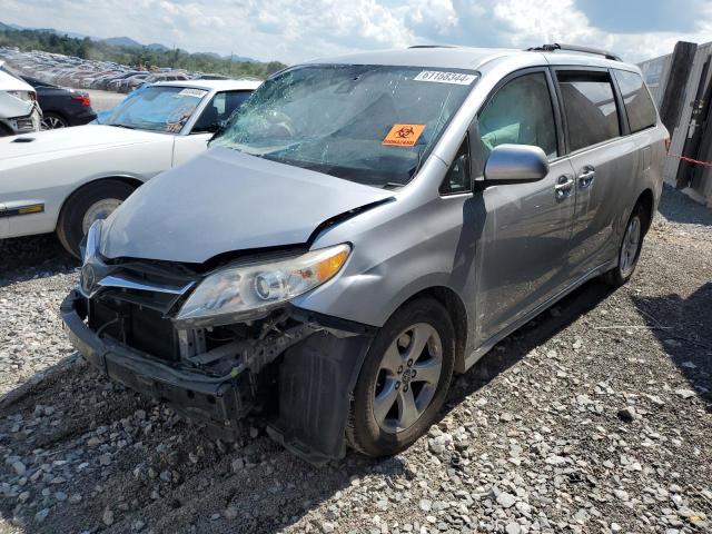 TOYOTA SIENNA LE 2018 with VIN 5TDKZ3DC6JS934361 - Photo from auction