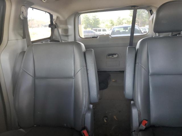 Photo 10 from auction – 2011 VOLKSWAGEN ROUTAN SE with VIN 2V4RW3DG8BR643516