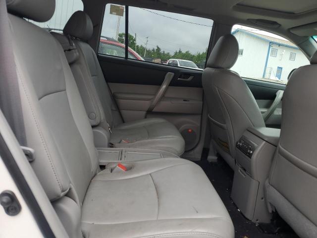Photo 11 from auction – 2012 TOYOTA HIGHLANDER with VIN 5TDBK3EH5CS104911