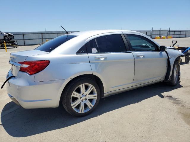 Photo 3 from auction – 2012 CHRYSLER 200 TOURIN with VIN 1C3CCBBG7CN330174