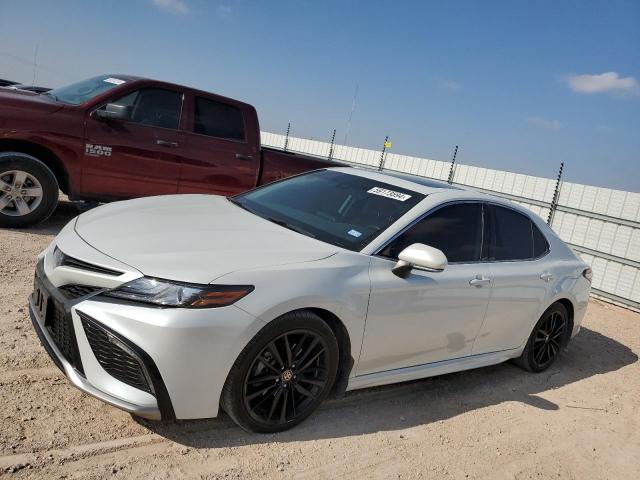 Photo 1 from auction – 2022 TOYOTA CAMRY XSE with VIN 4T1K31AK2NU040324