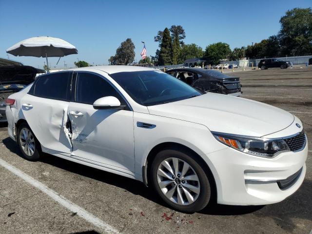 Photo 4 from auction – 2016 KIA OPTIMA EX with VIN 5XXGU4L35GG034377