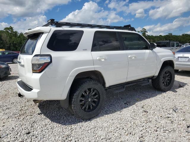 Photo 3 from auction – 2019 TOYOTA 4RUNNER SR with VIN JTEBU5JR4K5612792