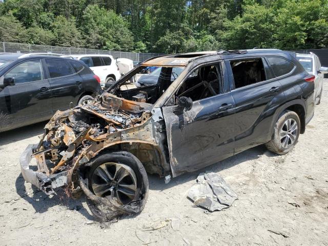 TOYOTA HIGHLANDER 2021 z numerem VIN 5TDHBRCH1MS028122 - Zdjęcie z aukcji