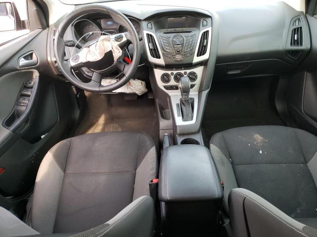 Foto 8 de la subasta – 2014 FORD FOCUS SE con VIN 1FADP3K29EL335900