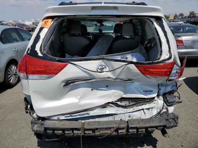Photo 6 from auction – 2014 TOYOTA SIENNA XLE with VIN 5TDDK3DC2ES092704