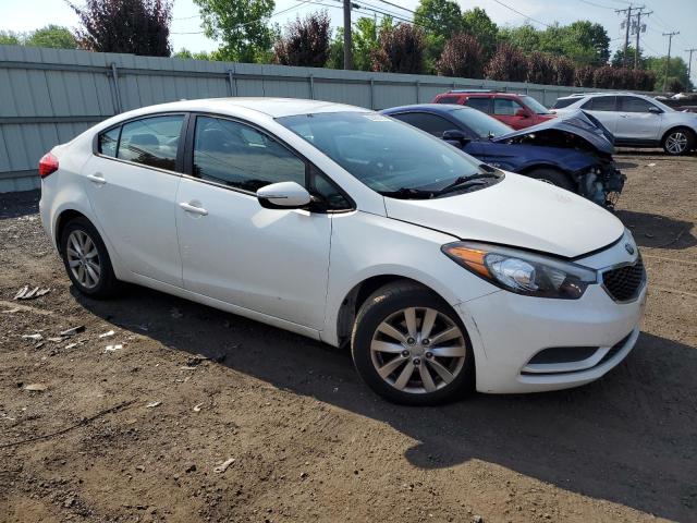 Photo 4 from auction – 2016 KIA FORTE LX with VIN KNAFX4A60G5611866