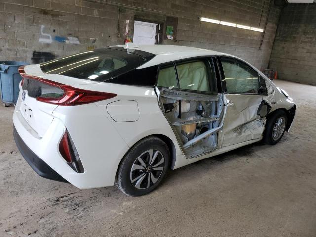 Photo 3 from auction – 2018 TOYOTA PRIUS PRIM with VIN JTDKARFP2J3098138
