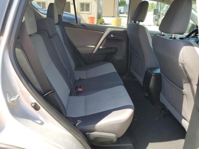 Photo 11 from auction – 2014 TOYOTA RAV4 XLE with VIN 2T3RFREV5EW176012