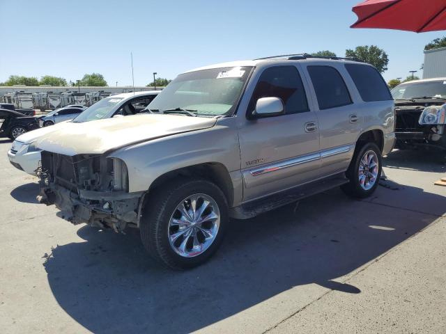 GMC YUKON 2004 with VIN 1GKEC13V64J184939 - Photo from auction